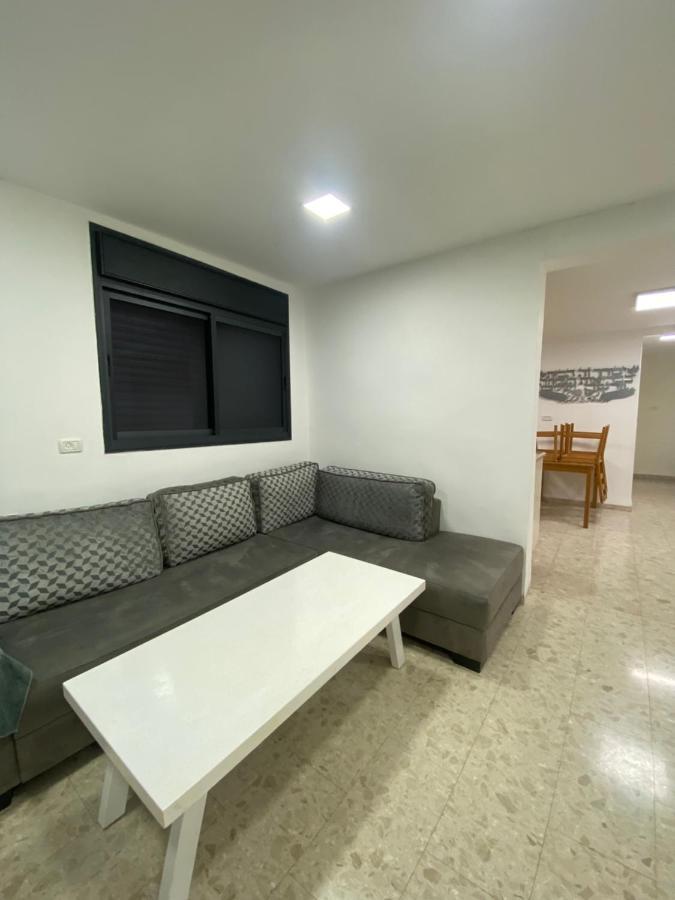 הבית של לוסי Apartment Qiryat Shemona Exterior photo